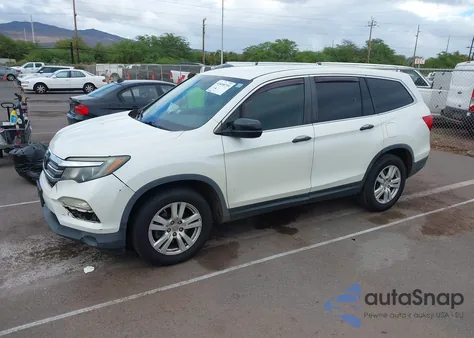 2017 Honda Pilot Lx z USA, uszkodzony, nr VIN 5FNYF5H19HB039369